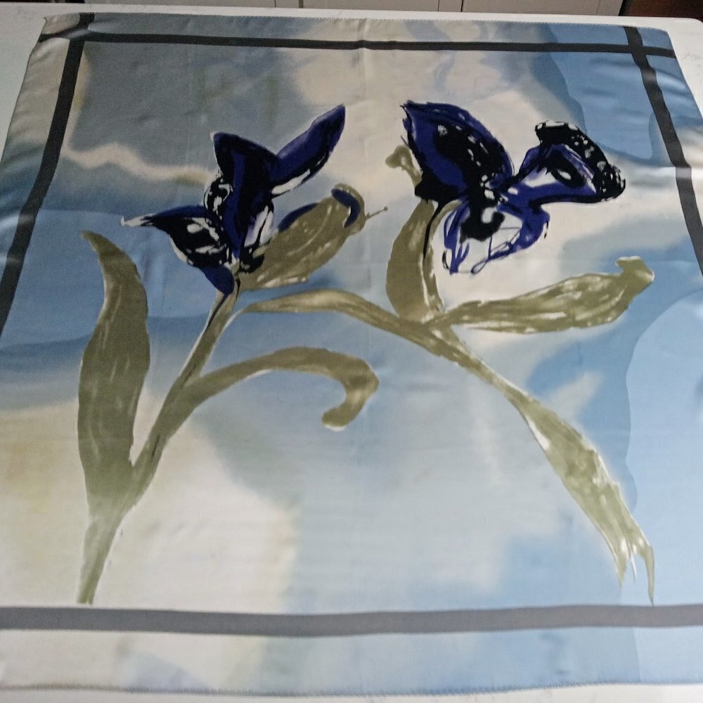 Bei Fei Chinese Pure Silk Blue Floral Square Scarf